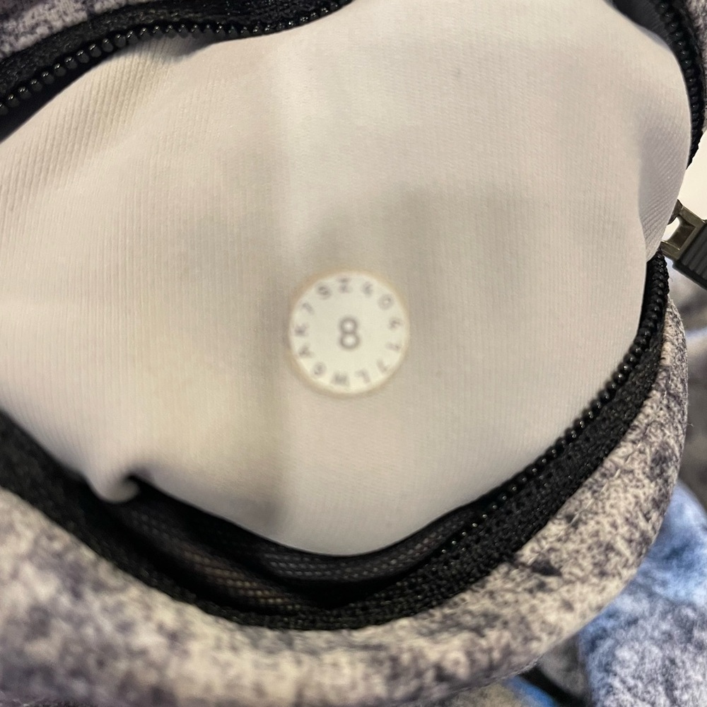 Lululemon Speed Up Crop 21” In Antiqued Alpine White Multi - Size 8 - Picture 8 of 8